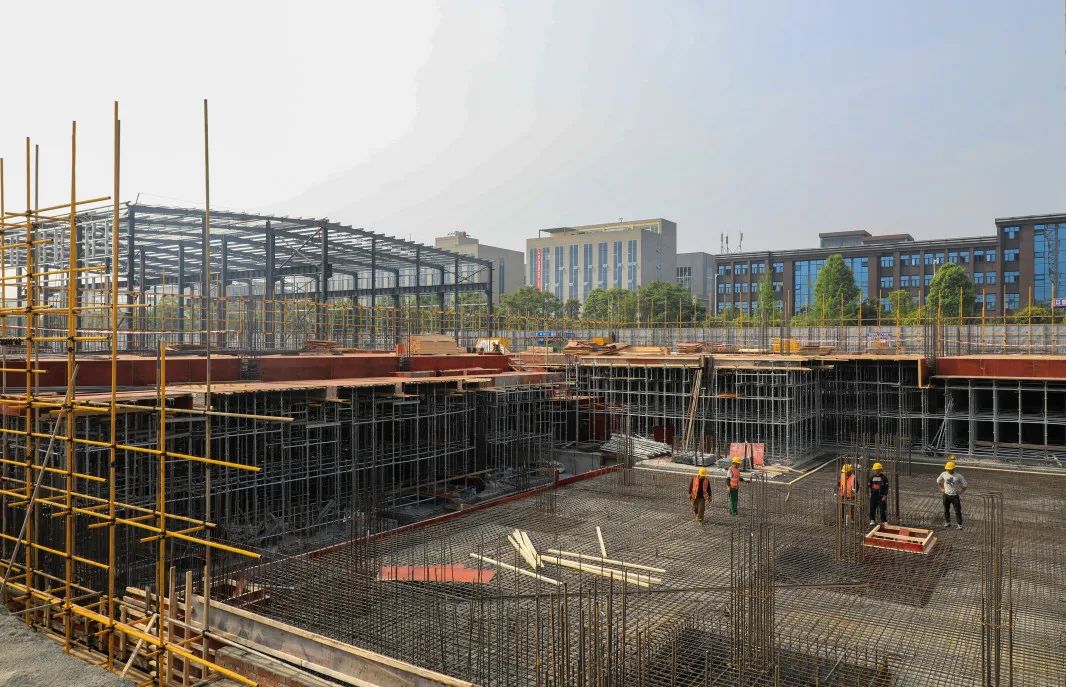 “绿色氢都”重点项目建设正酣，，，，，，郫都区加速推进氢能工业建圈强链