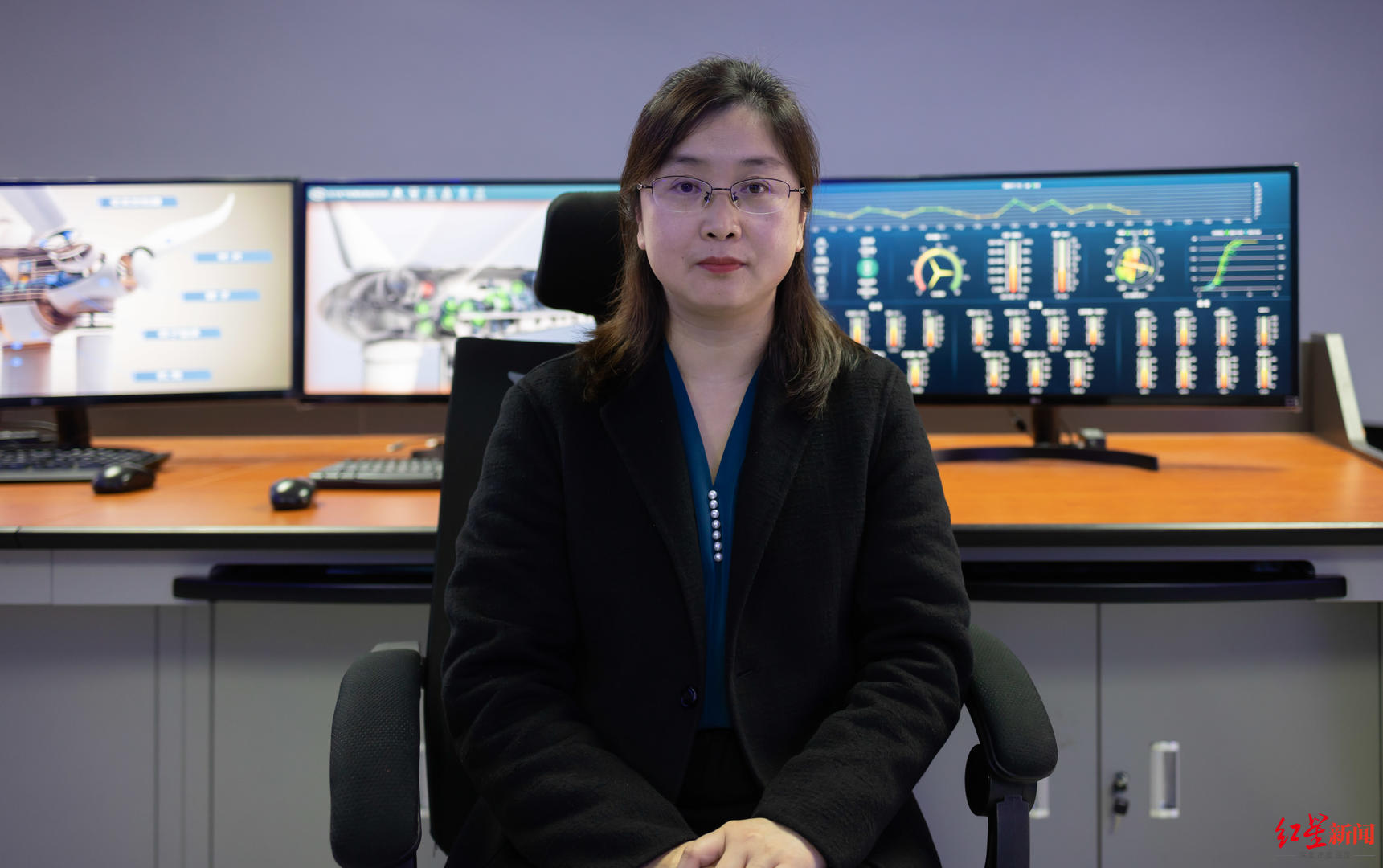 与成都，，，，，，，向未来 | 成都首批“工业建圈强链人才妄想”入选者董娜：12年轻春，，，，，，，同“城”生长